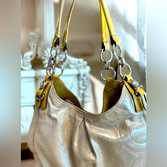 Coach Signature C Maggie Hobo Metallic Bag - Picture 6 of 9